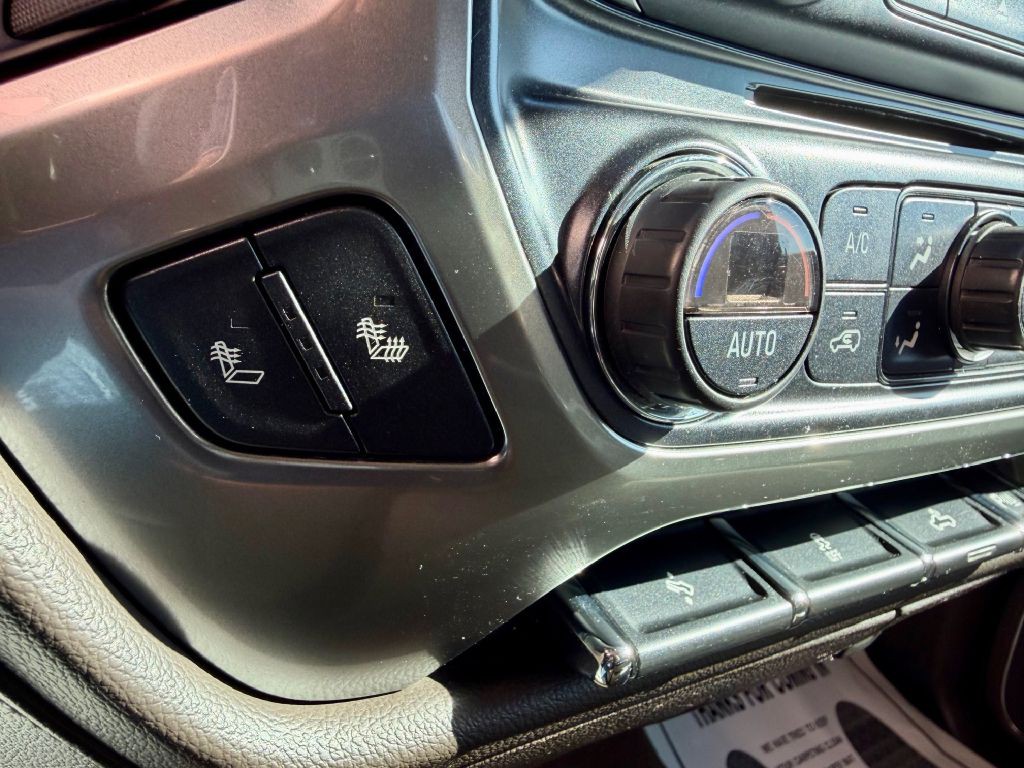 2017 Chevrolet Silverado 1500 Image 40