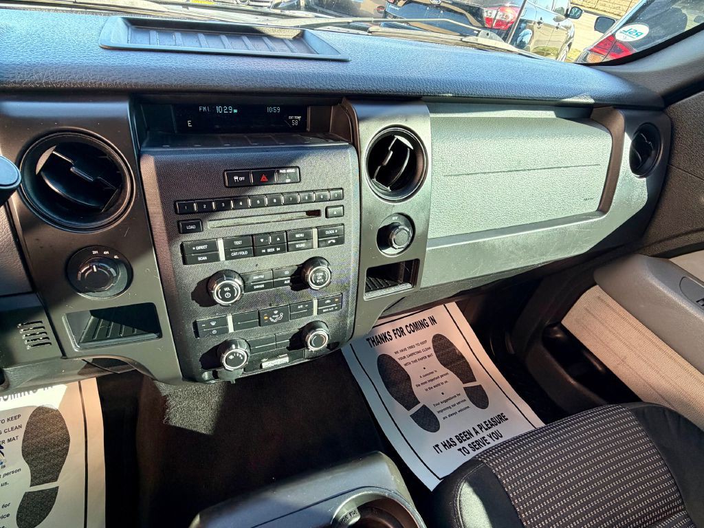 2014 Ford F-150 Image 32