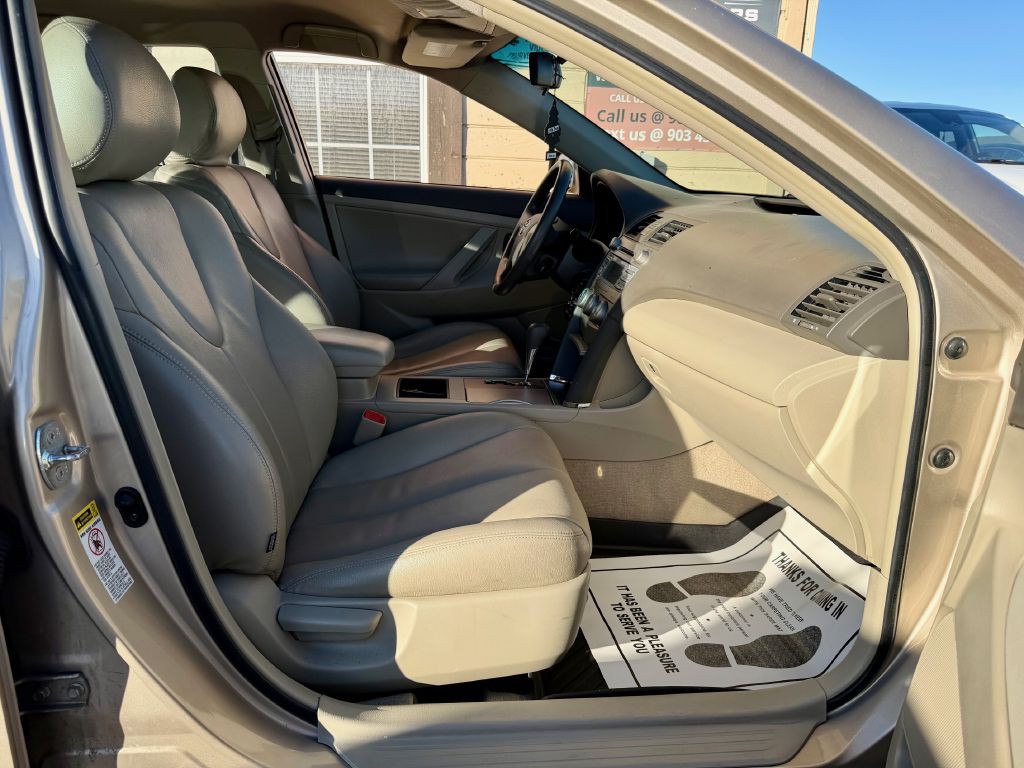 2009 Toyota Camry Image 20