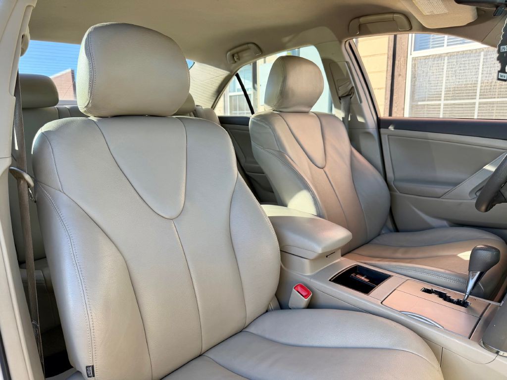 2009 Toyota Camry Image 21
