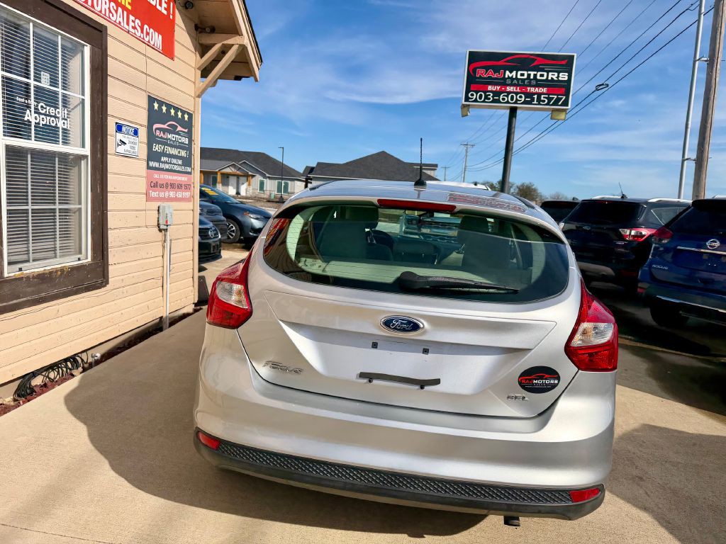 2012 Ford Focus Image 10