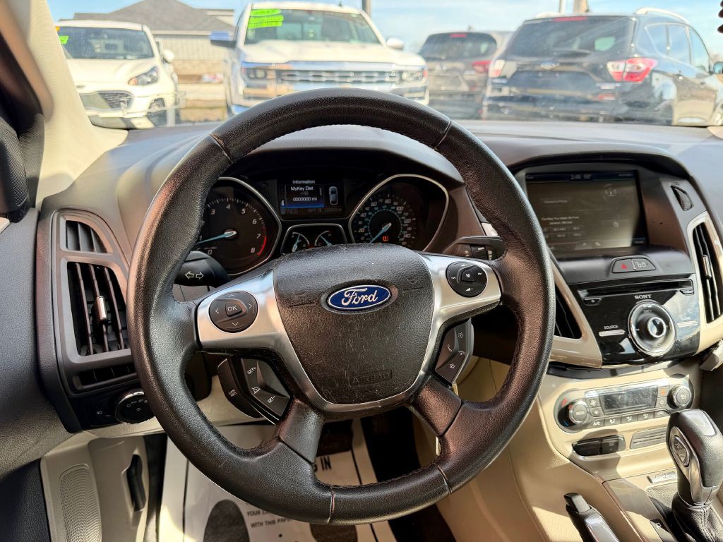 2012 Ford Focus Image 25