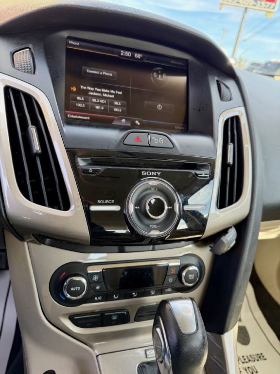 2012 Ford Focus Image 27