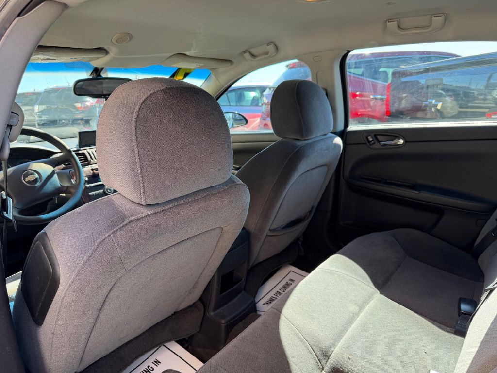 2009 Chevrolet Impala Image 17