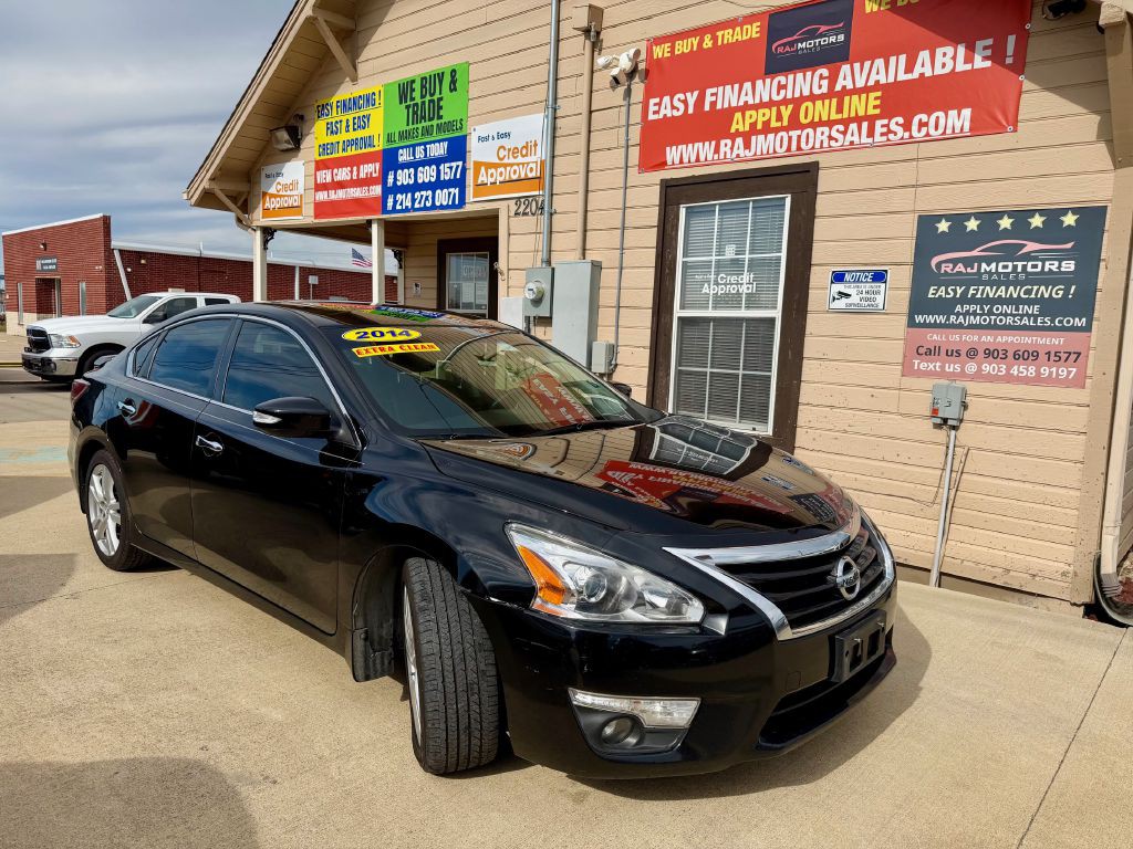 2014 Nissan Altima Image 8