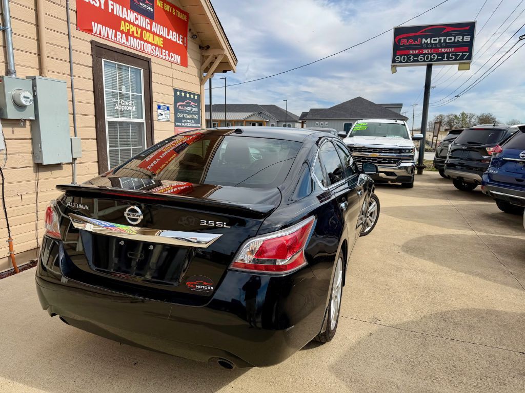 2014 Nissan Altima Image 10