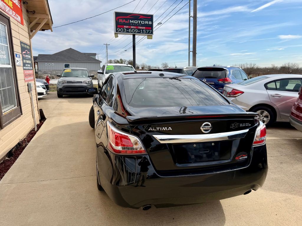 2014 Nissan Altima Image 13