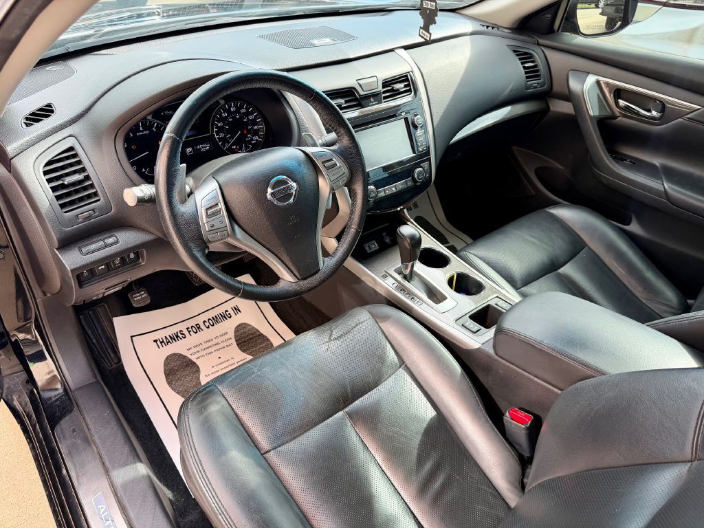 2014 Nissan Altima Image 18