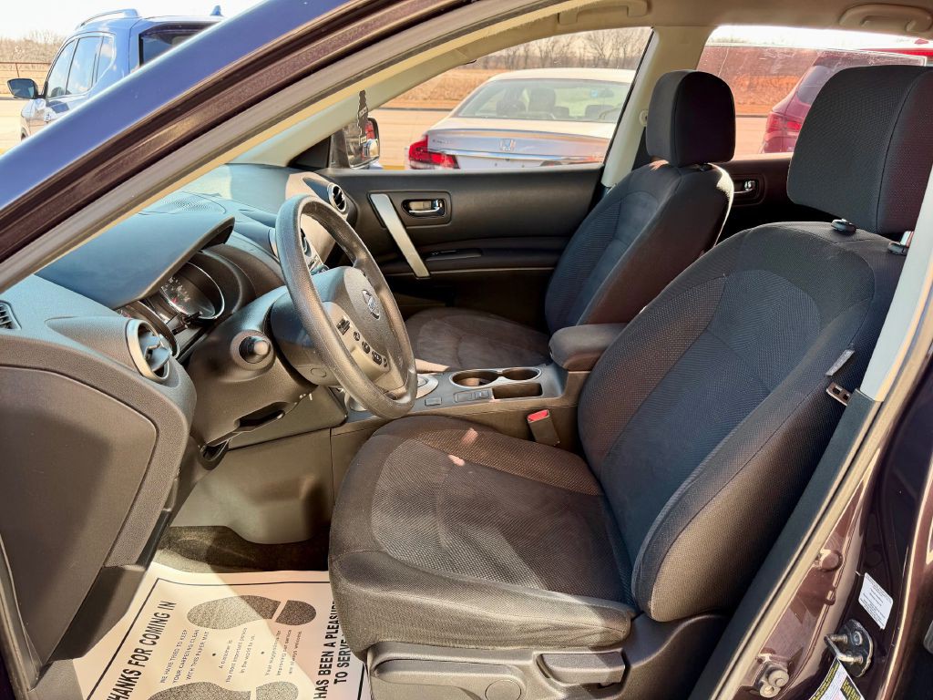 2015 Nissan Rogue Image 15