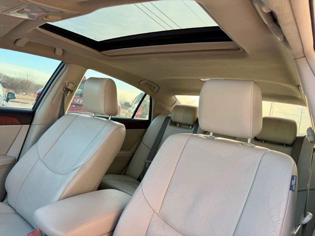 2012 Toyota Avalon Image 15