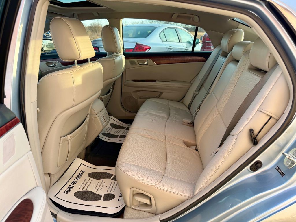 2012 Toyota Avalon Image 16