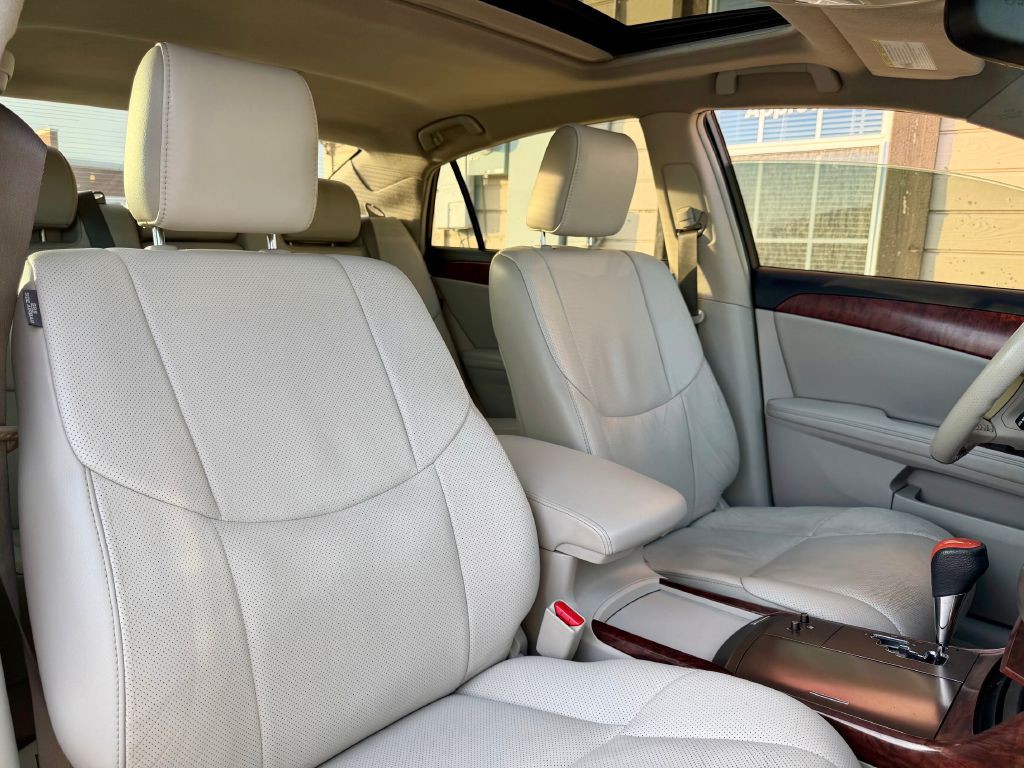 2012 Toyota Avalon Image 20