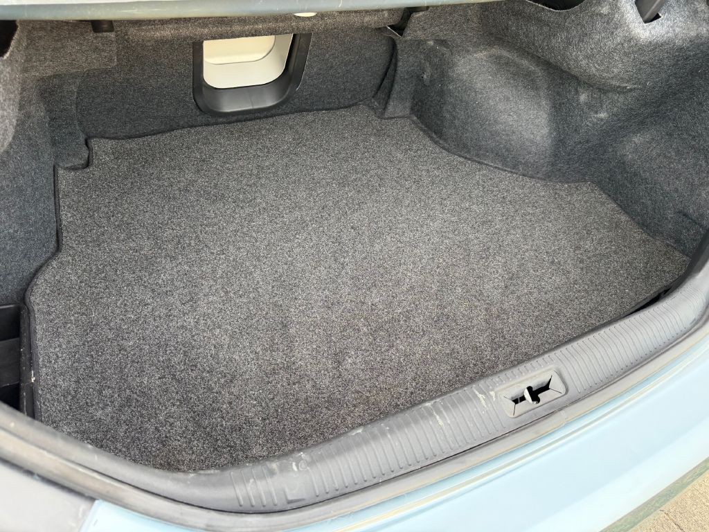 2012 Toyota Avalon Image 26