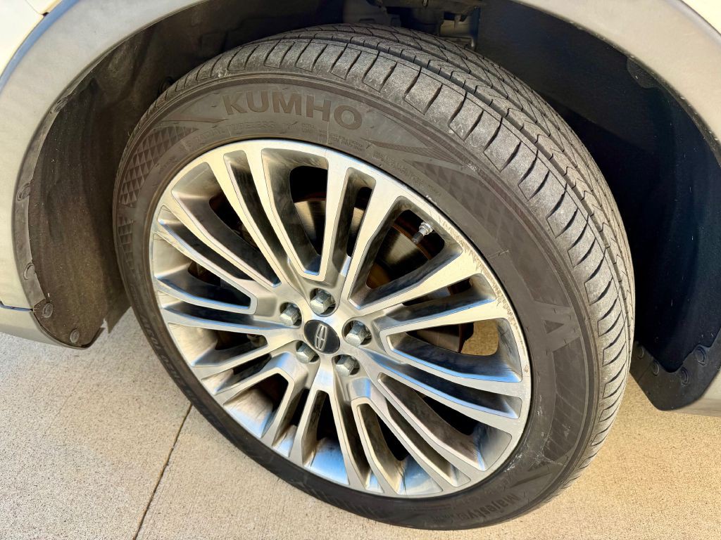 2016 Lincoln MKX Image 40