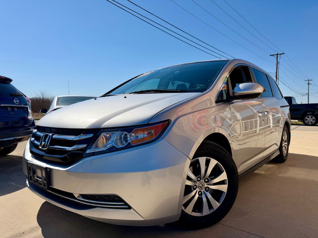 2015 Honda Odyssey Image 2