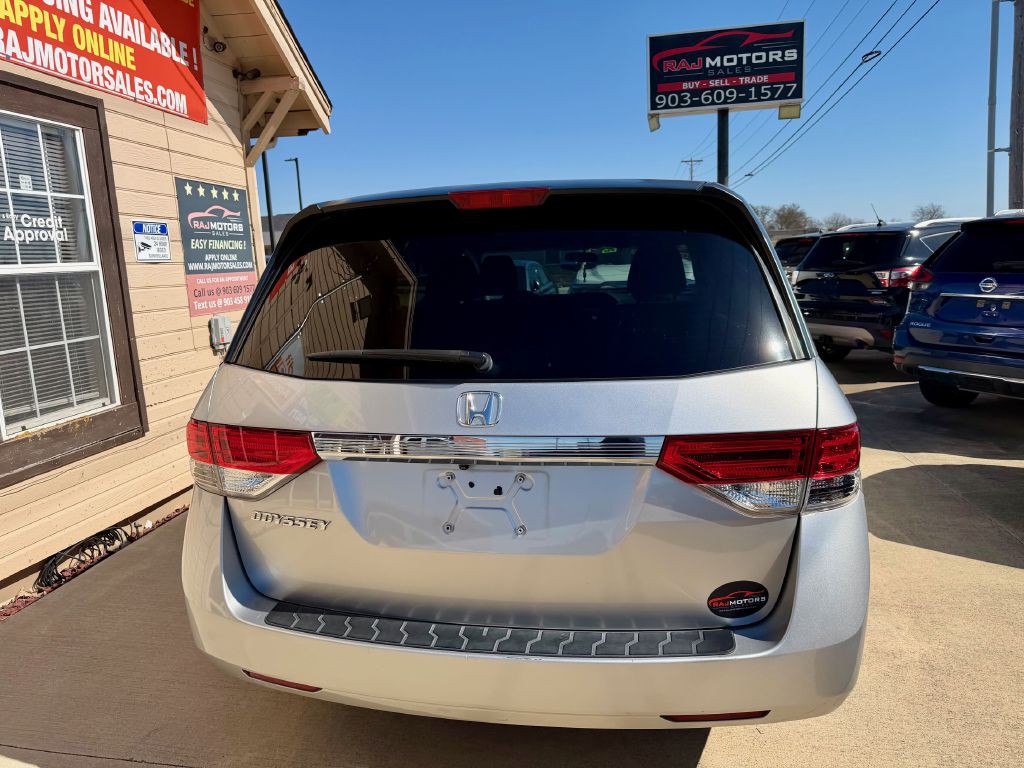2015 Honda Odyssey Image 11