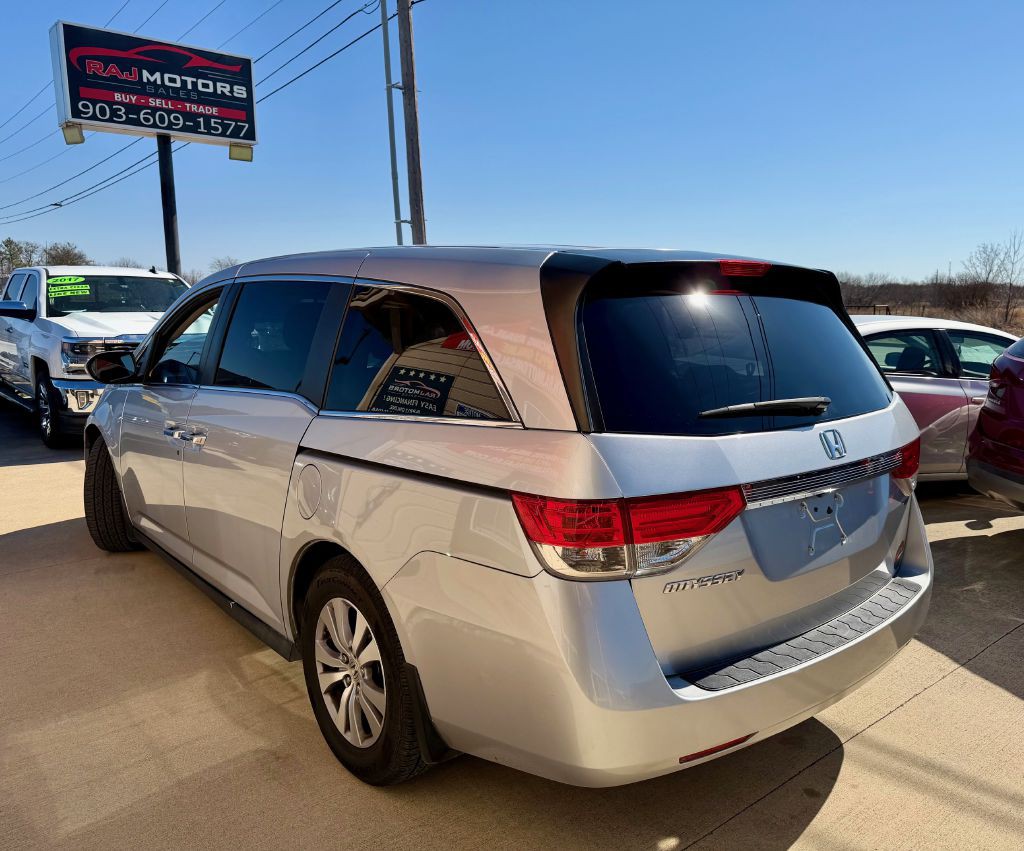2015 Honda Odyssey Image 15