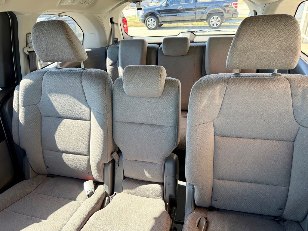 2015 Honda Odyssey Image 22