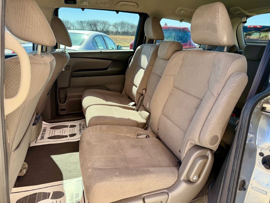 2015 Honda Odyssey Image 23