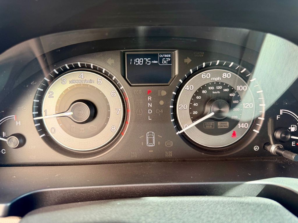 2015 Honda Odyssey Image 36