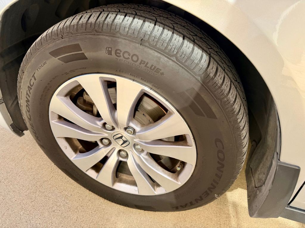 2015 Honda Odyssey Image 37