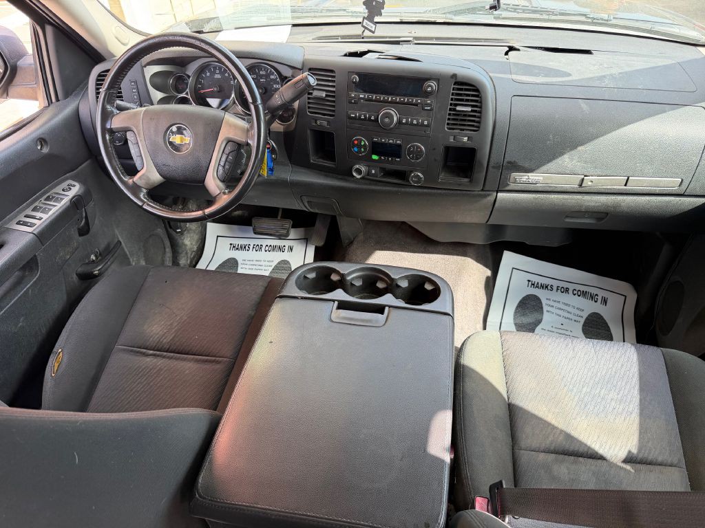2010 Chevrolet Silverado 1500 Image 25