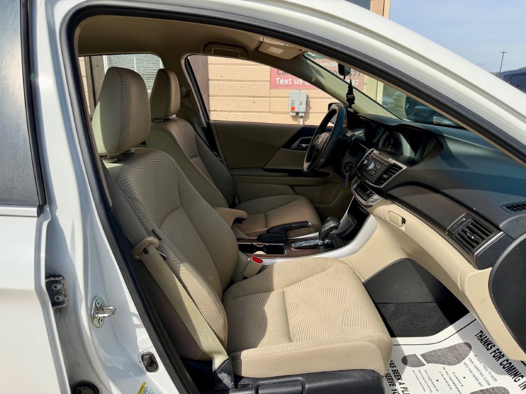 2014 Honda Accord Image 25