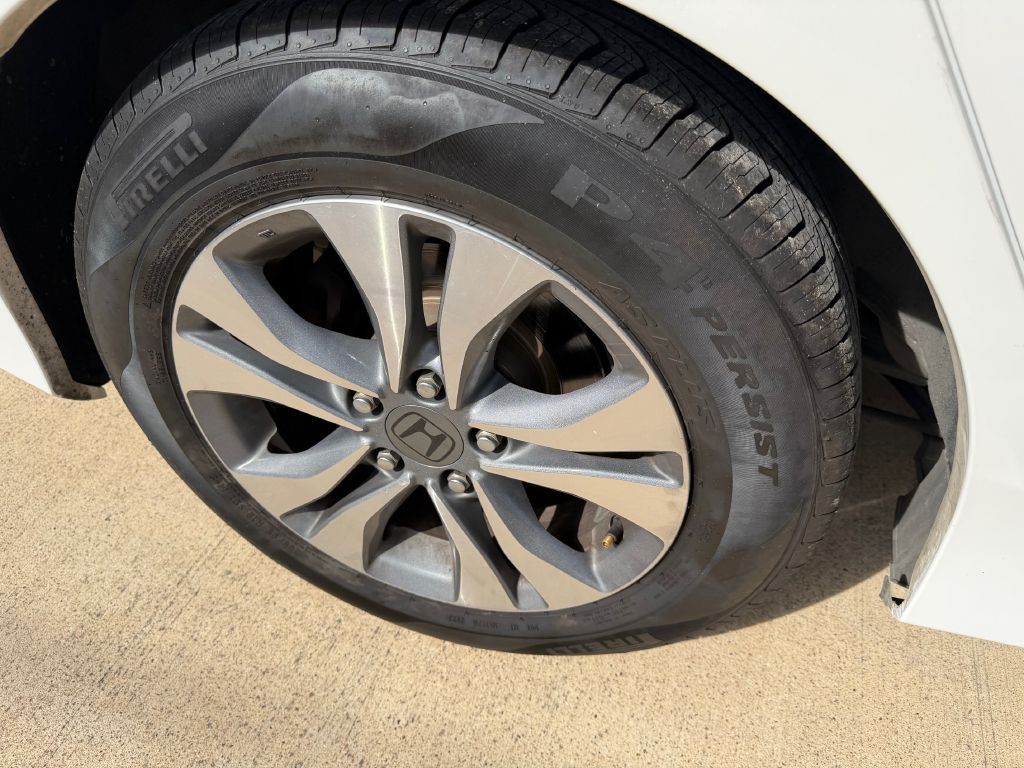 2014 Honda Accord Image 32