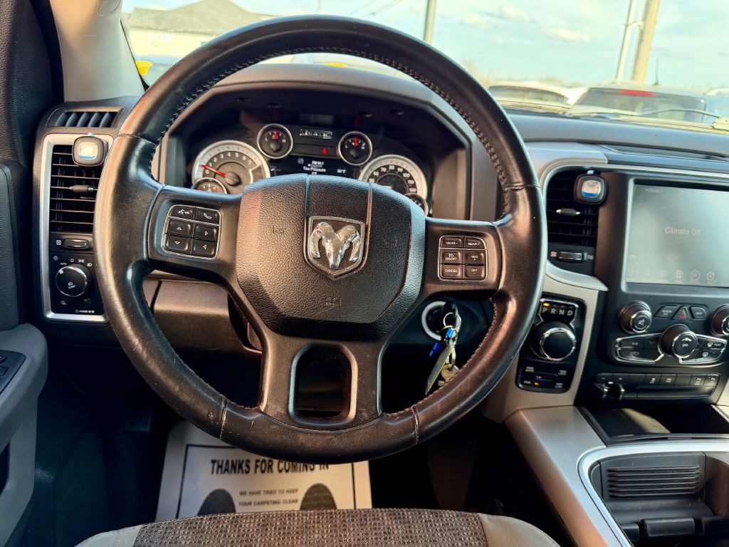 2015 RAM 1500 Image 26