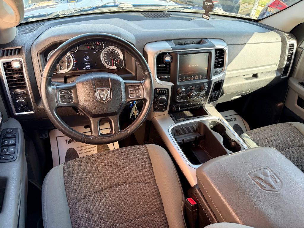 2015 RAM 1500 Image 30