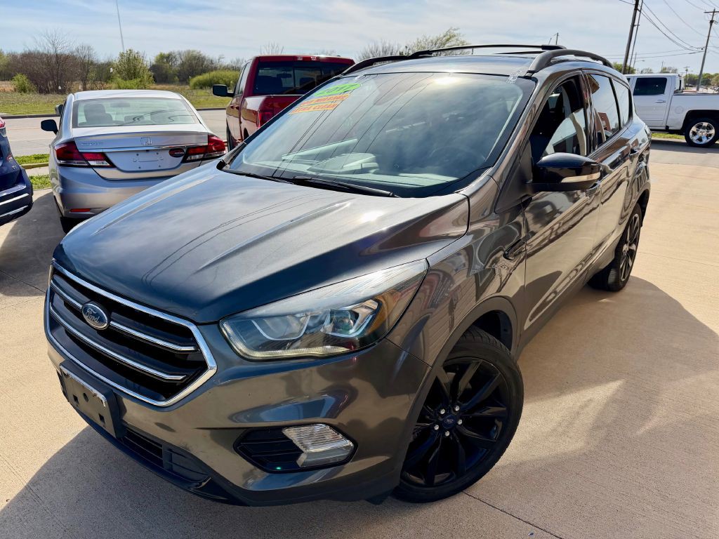 2017 Ford Escape Image 3
