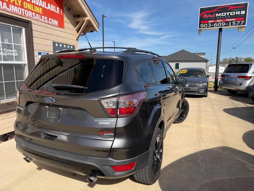 2017 Ford Escape Image 9