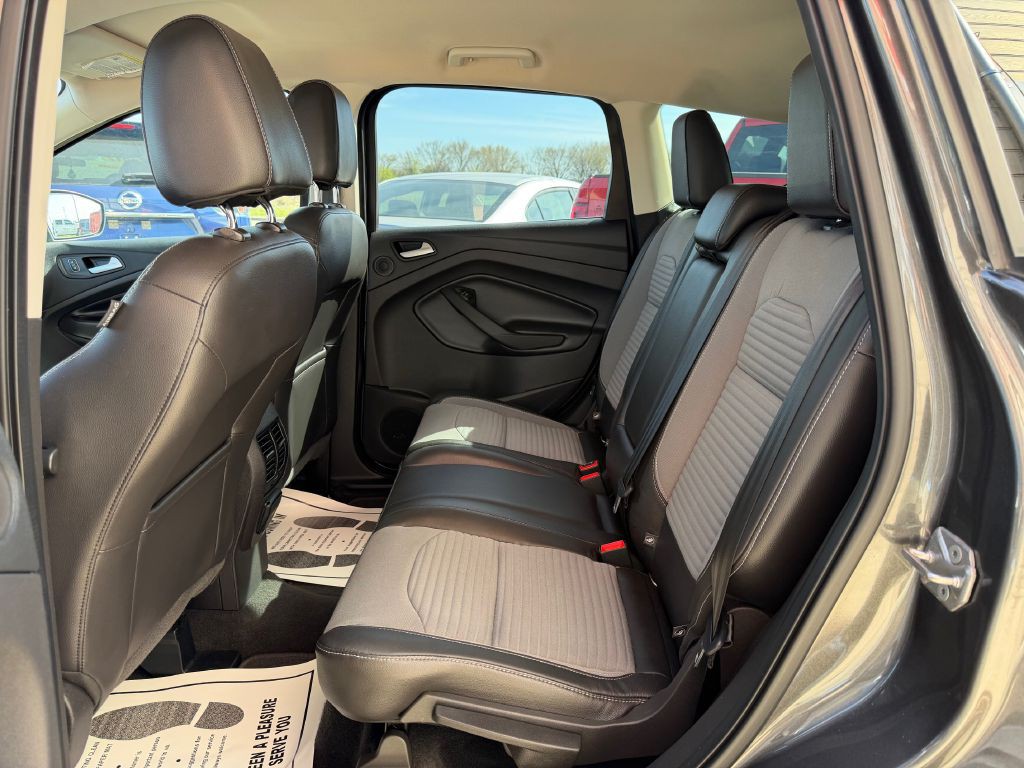 2017 Ford Escape Image 19