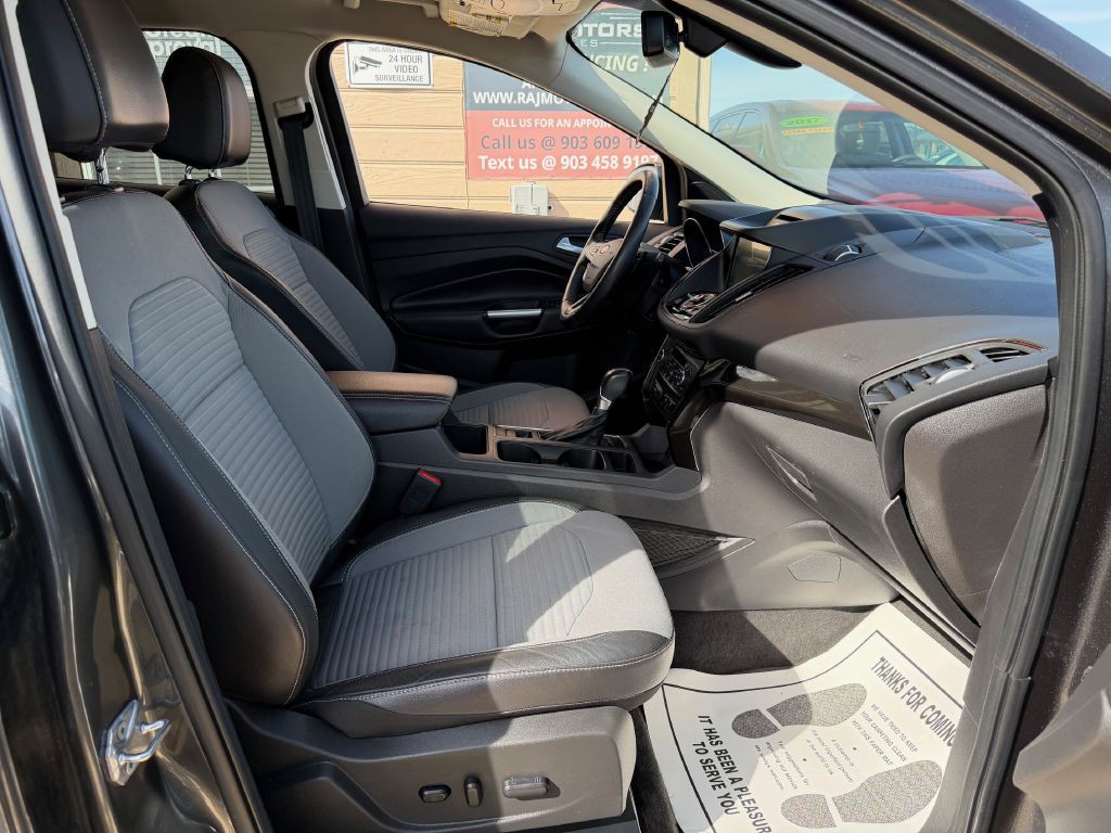 2017 Ford Escape Image 22