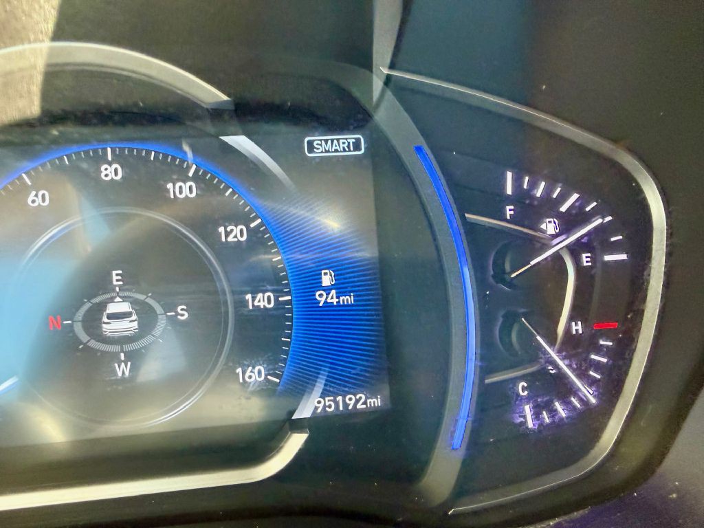 2019 Hyundai Santa Fe Image 35