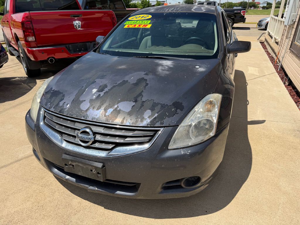 2012 Nissan Altima Image 2