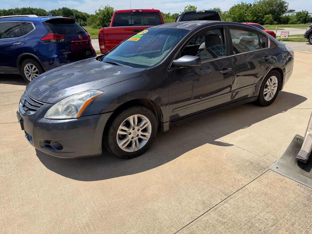 2012 Nissan Altima Image 10