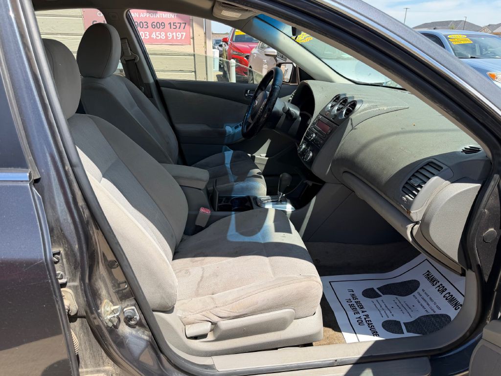 2012 Nissan Altima Image 14