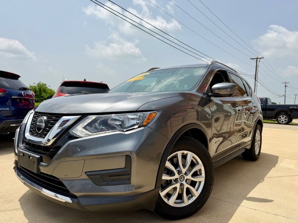 2018 Nissan Rogue Image 2