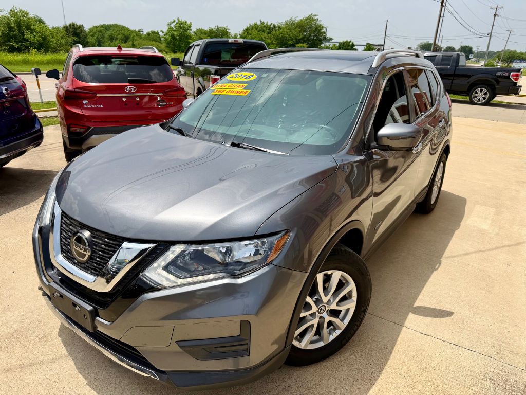 2018 Nissan Rogue Image 3