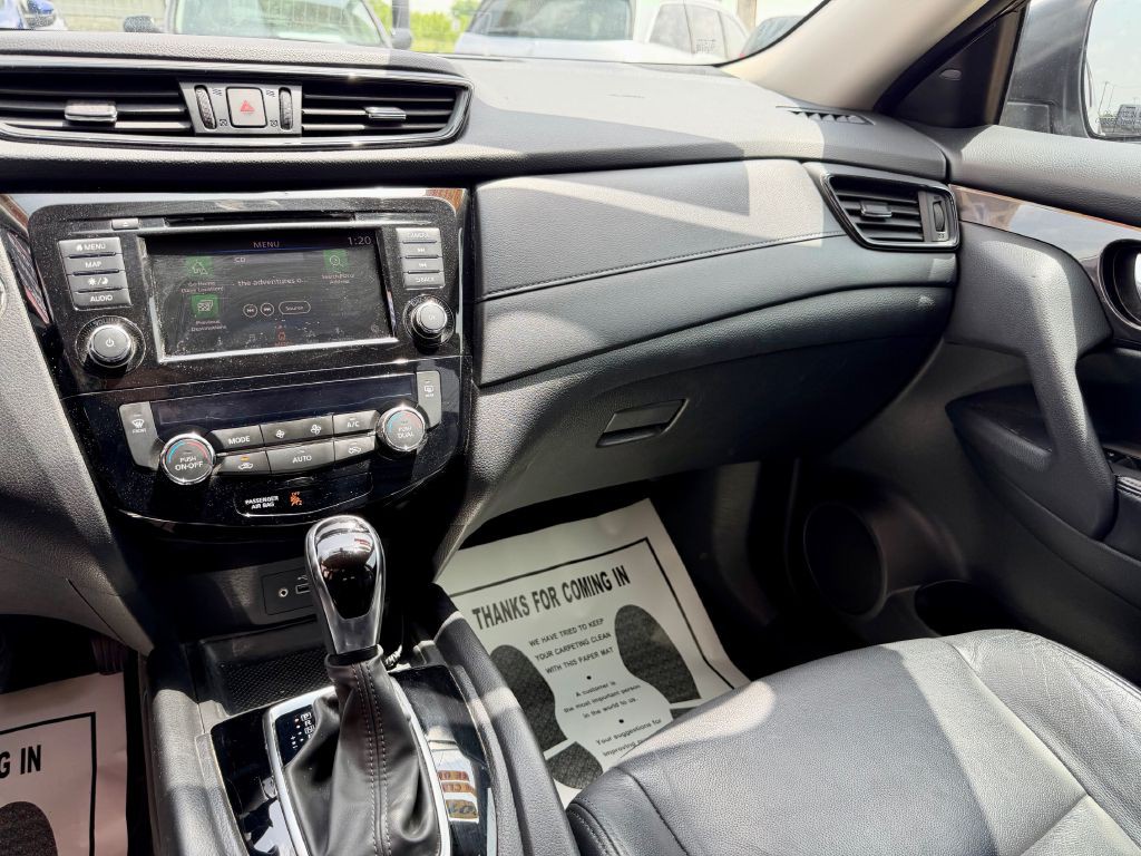 2018 Nissan Rogue Image 21