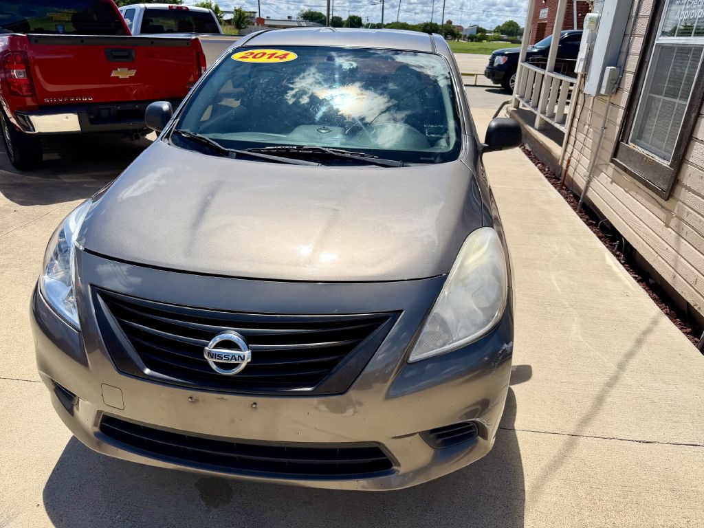 2014 Nissan Versa Image 6