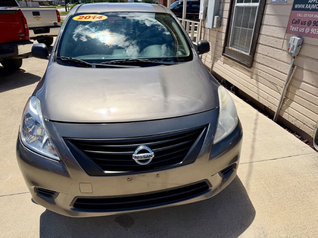 2014 Nissan Versa Image 7