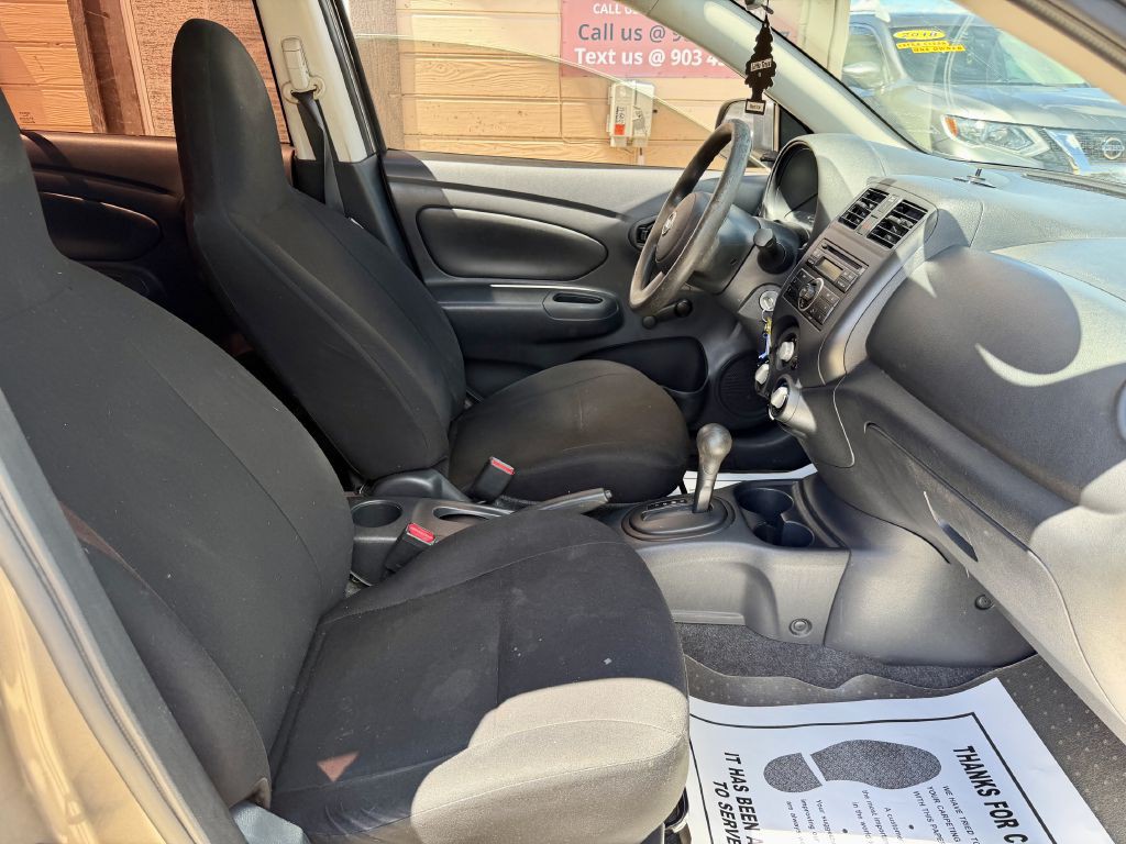 2014 Nissan Versa Image 25
