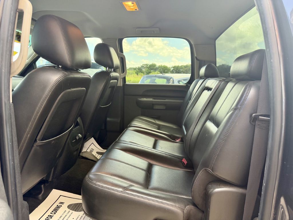 2011 Chevrolet Silverado 1500 Image 20