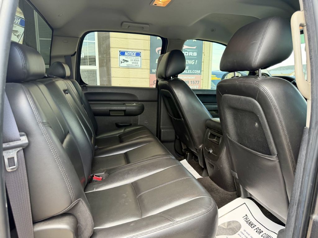 2011 Chevrolet Silverado 1500 Image 24