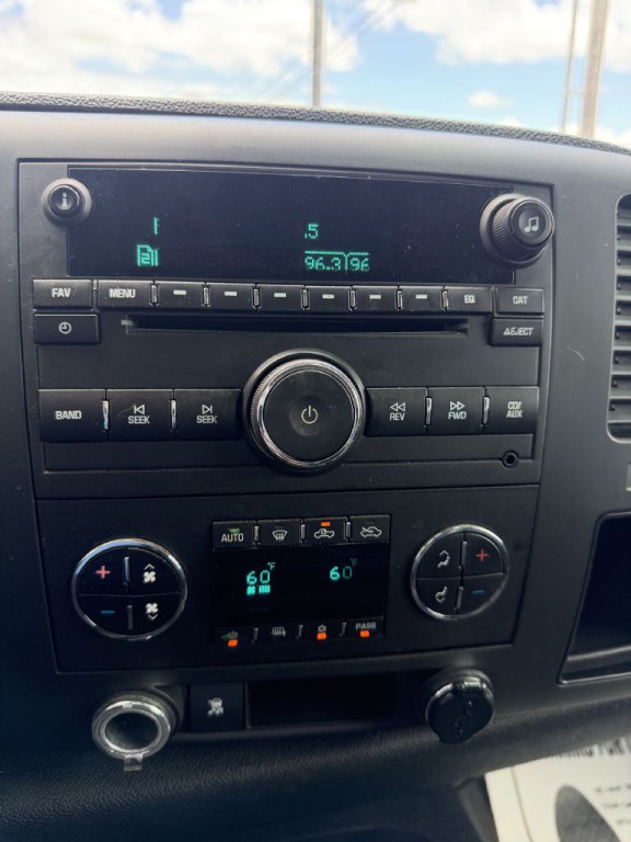 2011 Chevrolet Silverado 1500 Image 27