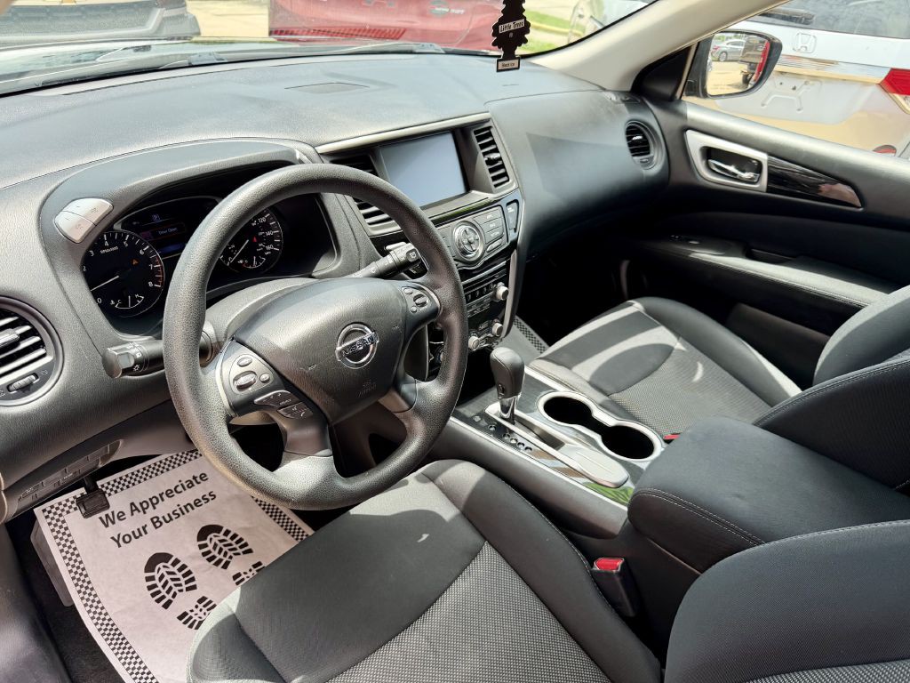 2017 Nissan Pathfinder Image 20