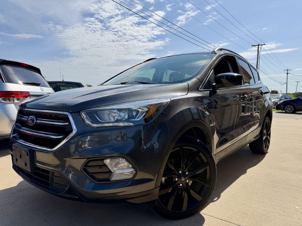 2018 Ford Escape Image 2