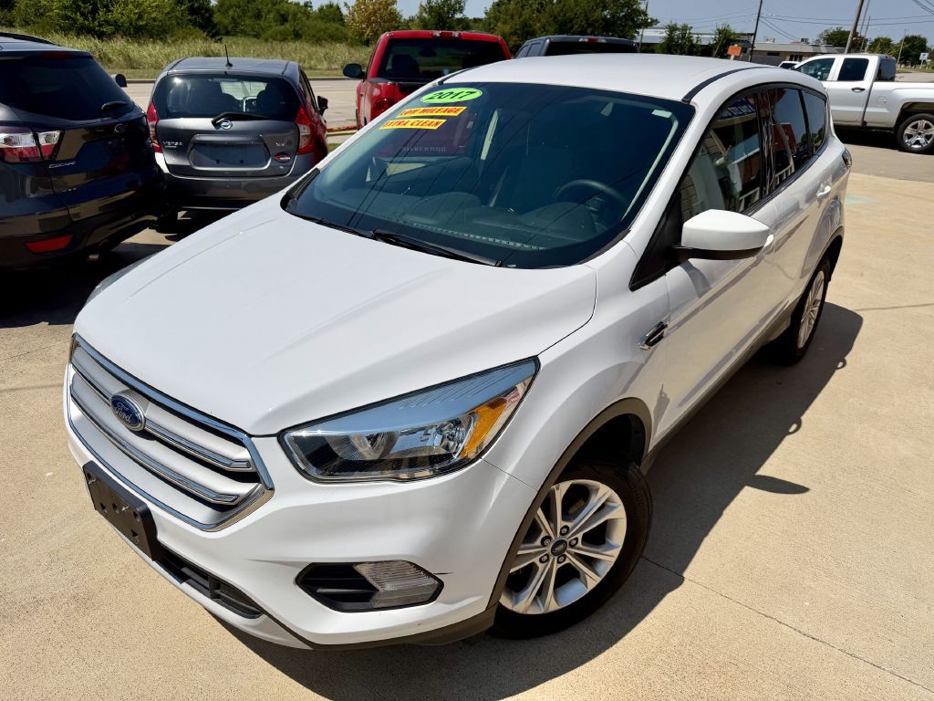 2017 Ford Escape Image 1